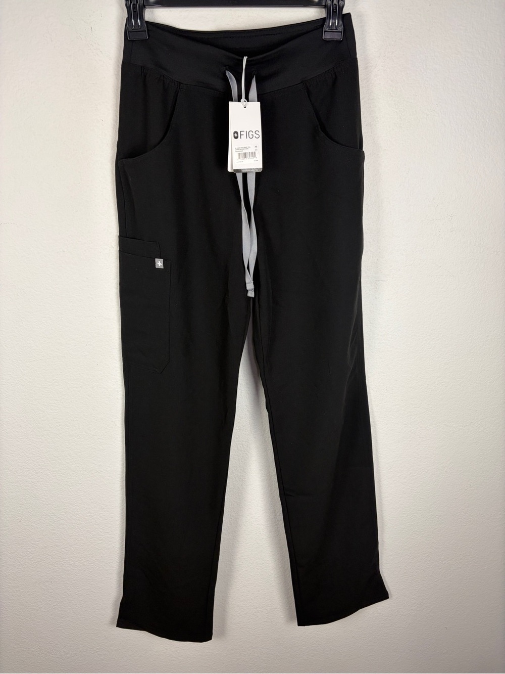 Figs Kade High Waist Tall Cargo Scrub Pants Women’s XS Black NWT Technical